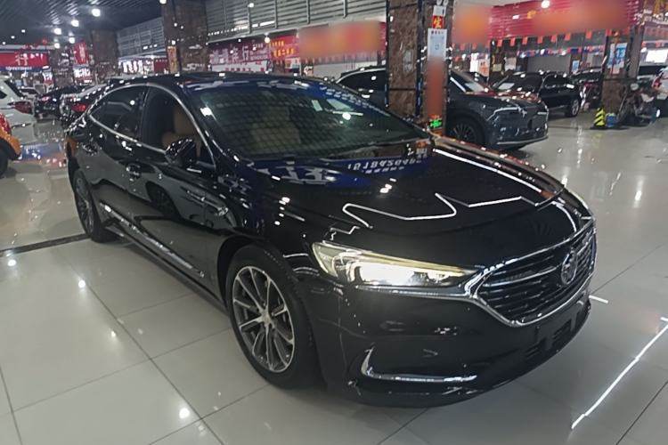 Used Buick LaCrosse 2019 28T Prestige Model Front Right 45 Deg