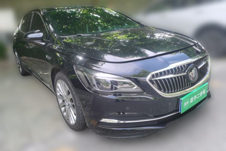Used Buick LaCrosse 2019 28T Prestige Model Front Right 45 Deg