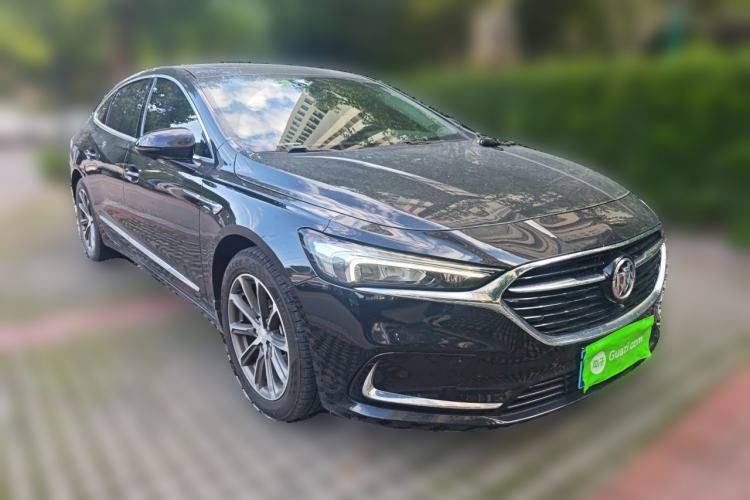 Used Buick LaCrosse 2019 28T Luxury Version Front Right 45 Deg