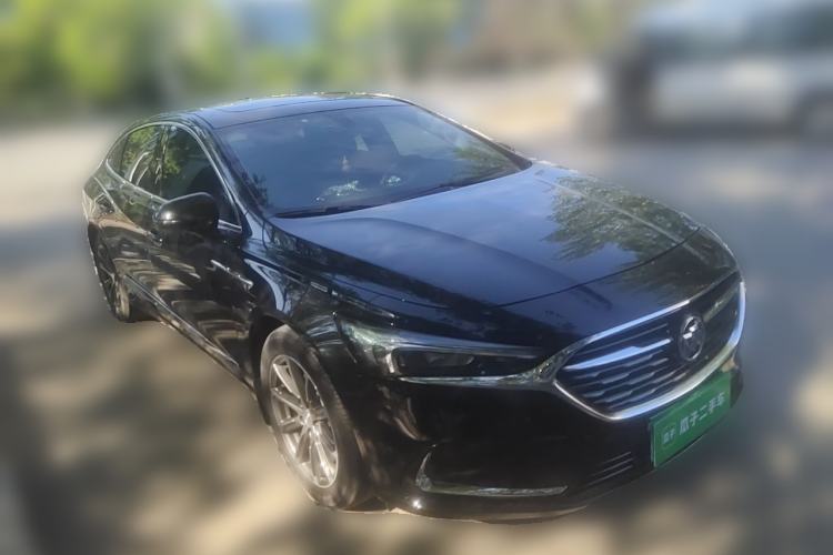 Used Buick LaCrosse 2019 28T Luxury Version Front Right 45 Deg