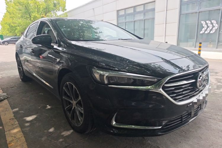 Used Buick LaCrosse 2019 28T Elite Edition Front Right 45 Deg