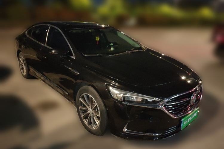 Used Buick LaCrosse 2019 28T Luxury Version Front Right 45 Deg