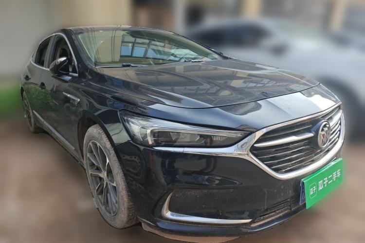 Used Buick LaCrosse 2019 28T Luxury Version Front Right 45 Deg