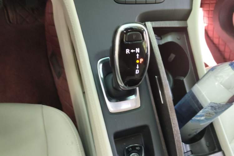 Used Buick LaCrosse 2019 28T Avenir Gear Lever