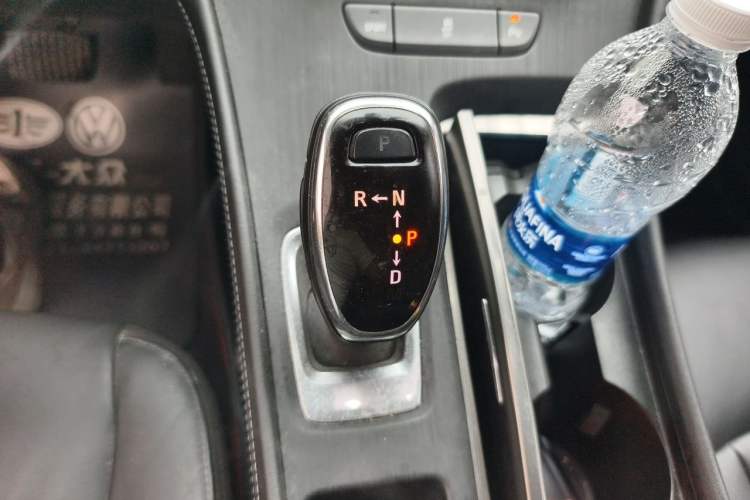 Used Buick LaCrosse 2019 28T Luxury Version Gear Lever