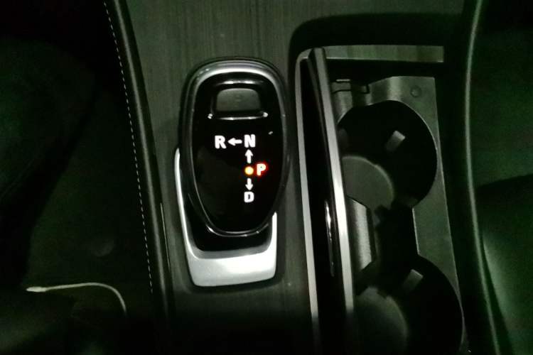 Used Buick LaCrosse 2019 28T Luxury Version Gear Lever