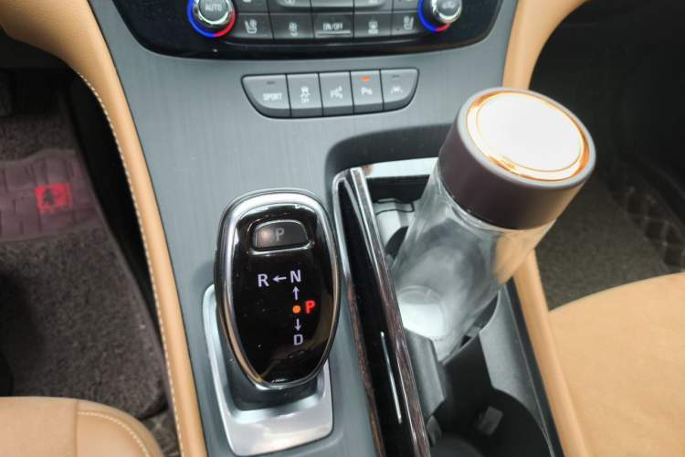 Used Buick LaCrosse 2019 28T Prestige Model Gear Lever