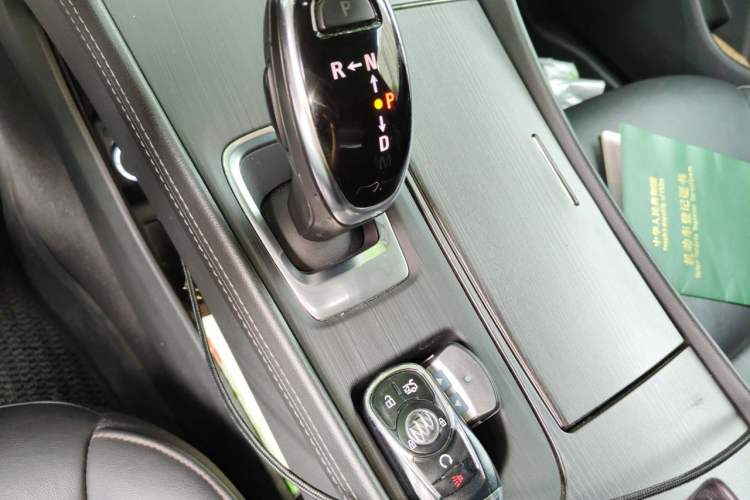 Used Buick LaCrosse 2019 28T Luxury Version Gear Lever