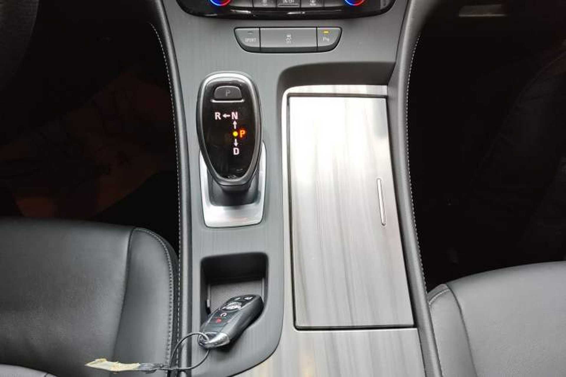 Used Buick LaCrosse 2019 28T Luxury Version Gear Lever