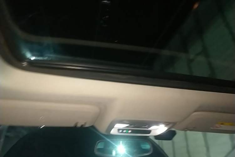 Used Buick LaCrosse 2019 28T Luxury Version Headliner