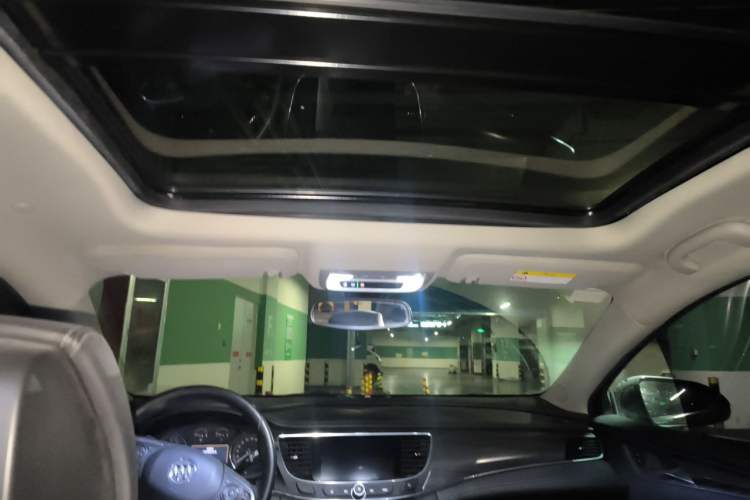 Used Buick LaCrosse 2019 28T Luxury Version Headliner
