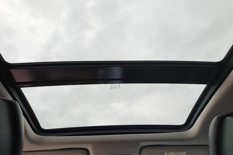 Used Buick LaCrosse 2019 28T Luxury Version Headliner
