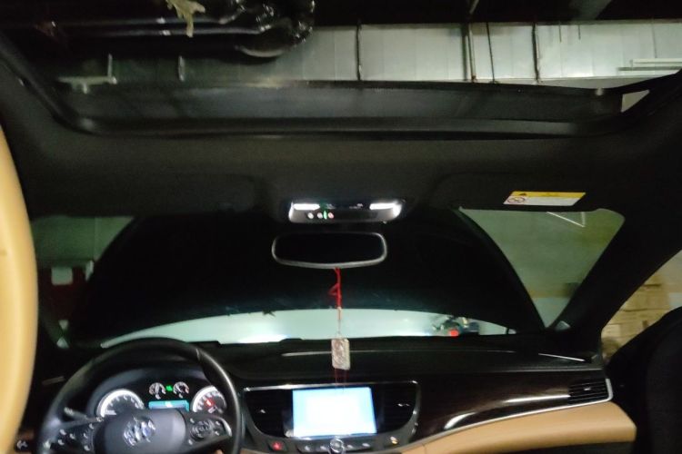 Used Buick LaCrosse 2019 28T Elite Edition Headliner