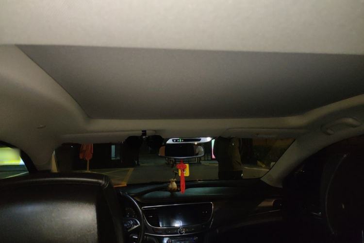 Used Buick LaCrosse 2019 28T Luxury Version Headliner