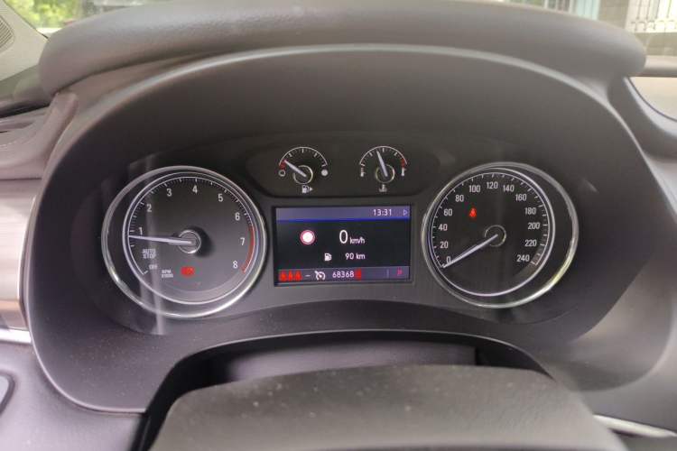 Used Buick LaCrosse 2019 28T Luxury Version Instrument Cluster