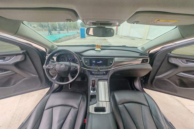 Used Buick LaCrosse 2019 28T Luxury Version Interior 1