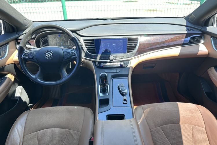 Used Buick LaCrosse 2019 28T Elite Edition Interior 1