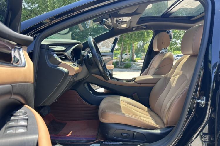 Used Buick LaCrosse 2019 28T Elite Edition Interior 2