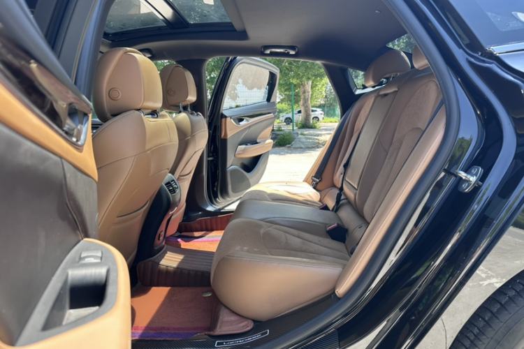 Used Buick LaCrosse 2019 28T Elite Edition Interior 3
