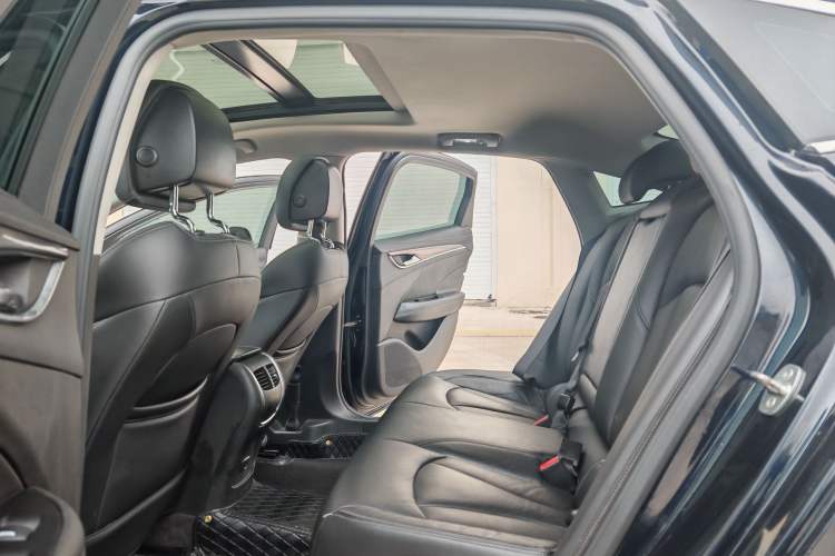 Used Buick LaCrosse 2019 28T Luxury Version Interior 5