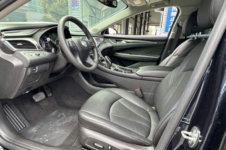 Used Buick LaCrosse 2019 28T Luxury Version Interior 5