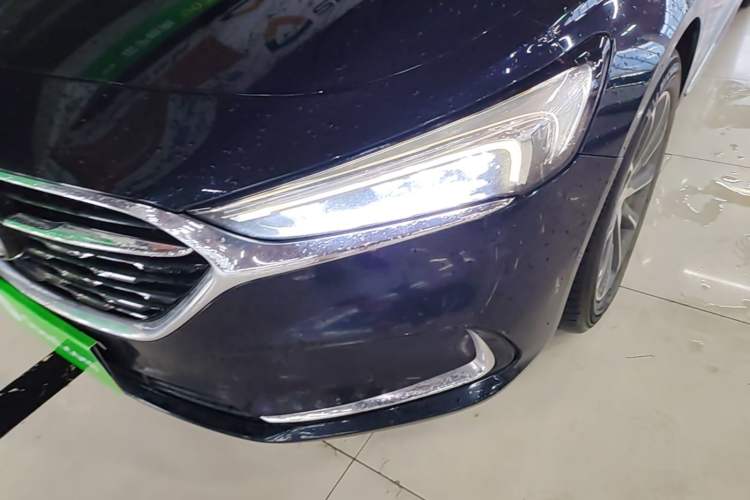Used Buick LaCrosse 2019 28T Prestige Model Left Front Headlight