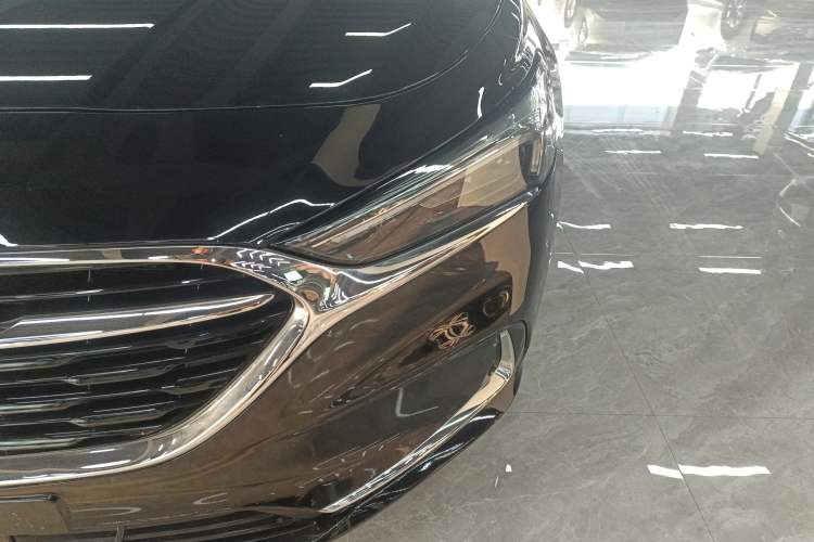 Used Buick LaCrosse 2019 28T Elite Edition Left Front Headlight