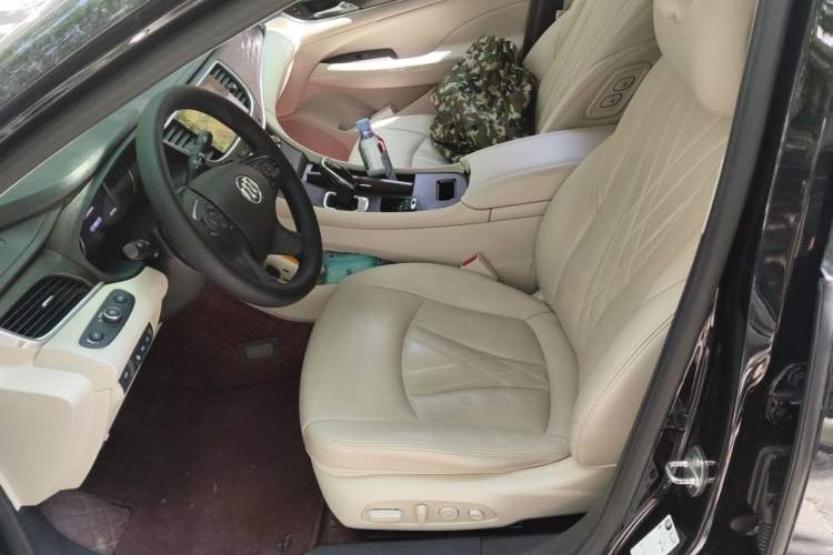 Used Buick LaCrosse 2019 28T Avenir Left Front Seat