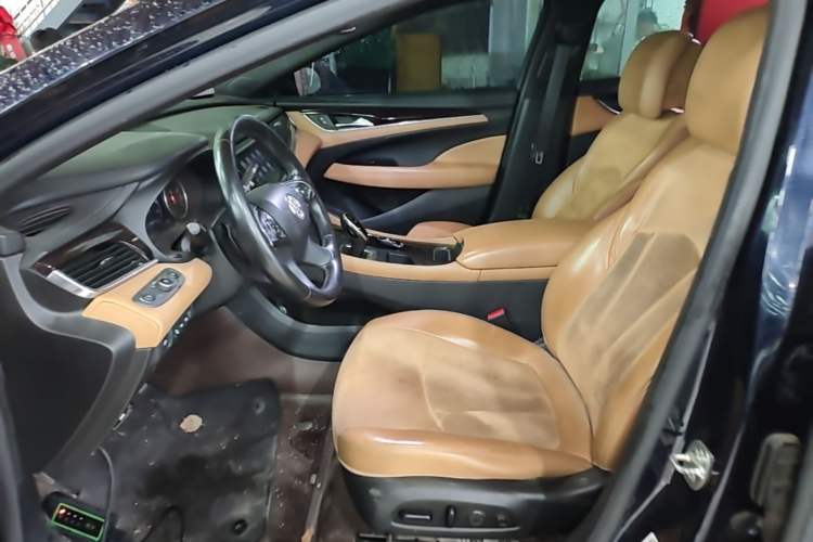 Used Buick LaCrosse 2019 28T Prestige Model Left Front Seat
