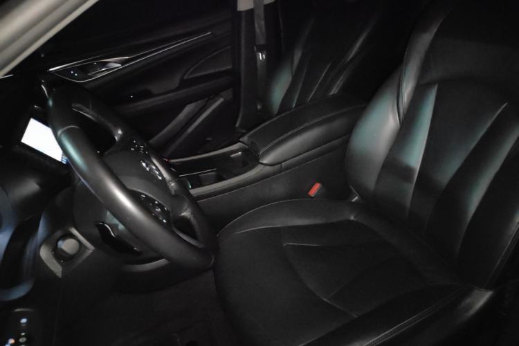 Used Buick LaCrosse 2019 28T Luxury Version Left Front Seat