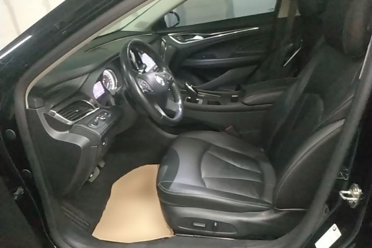 Used Buick LaCrosse 2019 28T Luxury Version Left Front Seat