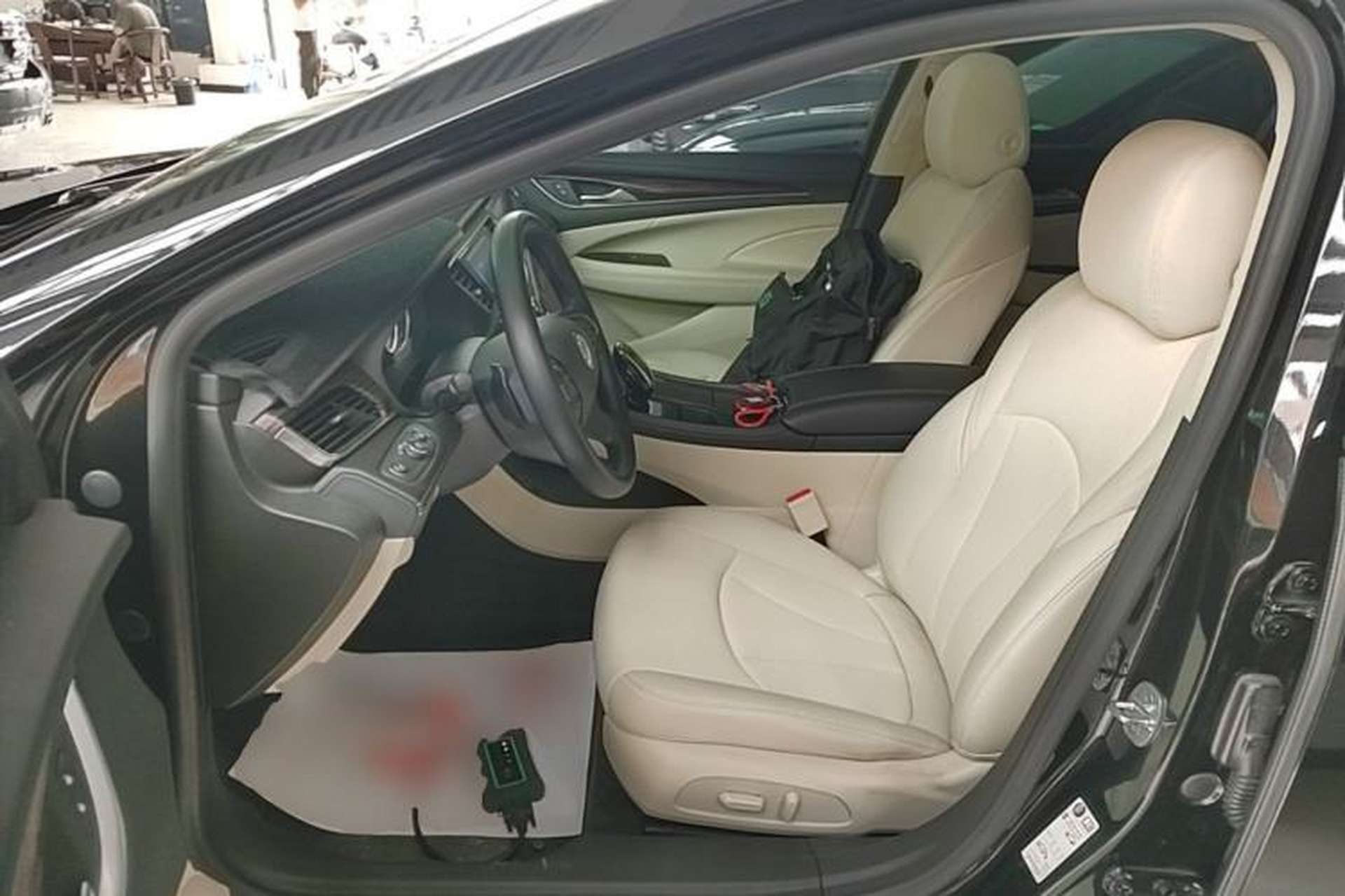Used Buick LaCrosse 2019 28T Elite Edition Left Front Seat