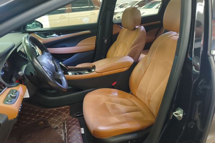 Used Buick LaCrosse 2019 28T Luxury Version Left Front Seat