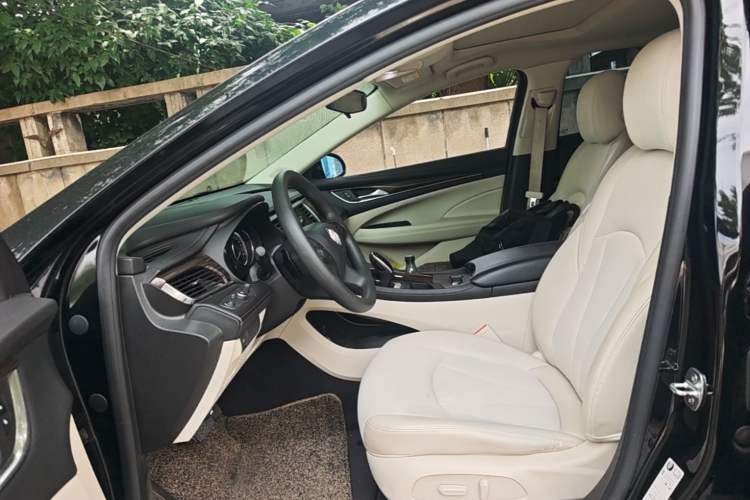 Used Buick LaCrosse 2019 28T Elite Edition Left Front Seat