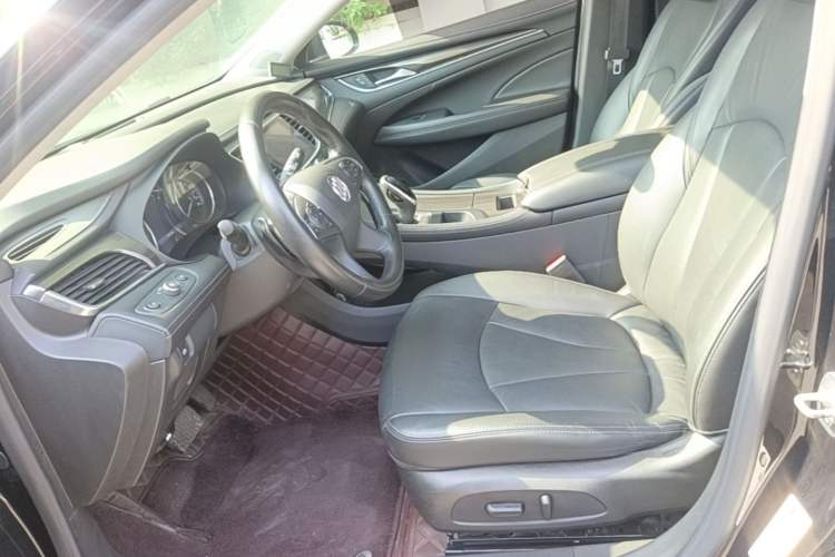 Used Buick LaCrosse 2019 28T Luxury Version Left Front Seat