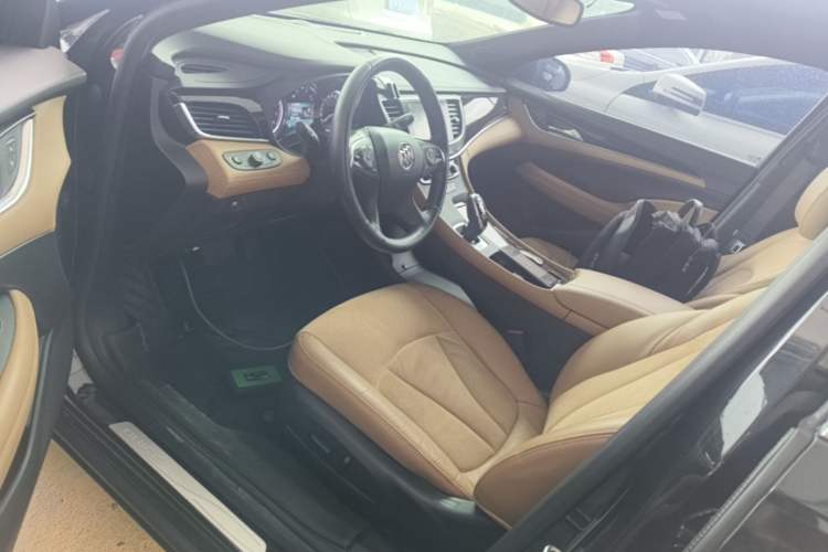Used Buick LaCrosse 2019 28T Elite Edition Left Front Seat