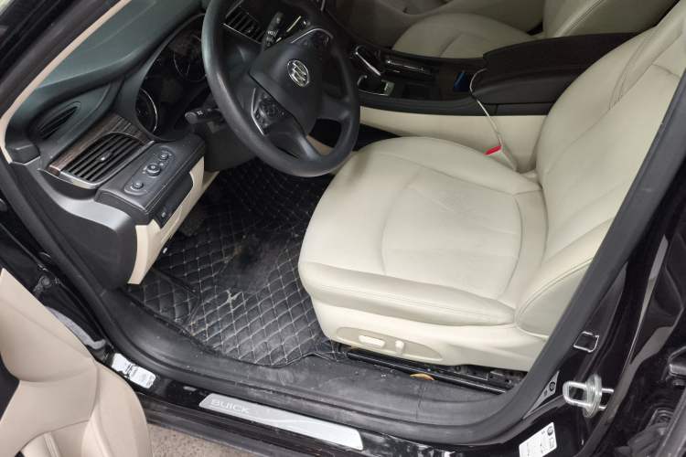 Used Buick LaCrosse 2019 28T Elite Edition Left Front Seat