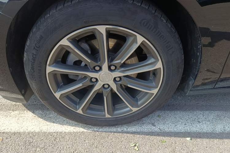 Used Buick LaCrosse 2019 28T Luxury Version Left Front Wheel Hub