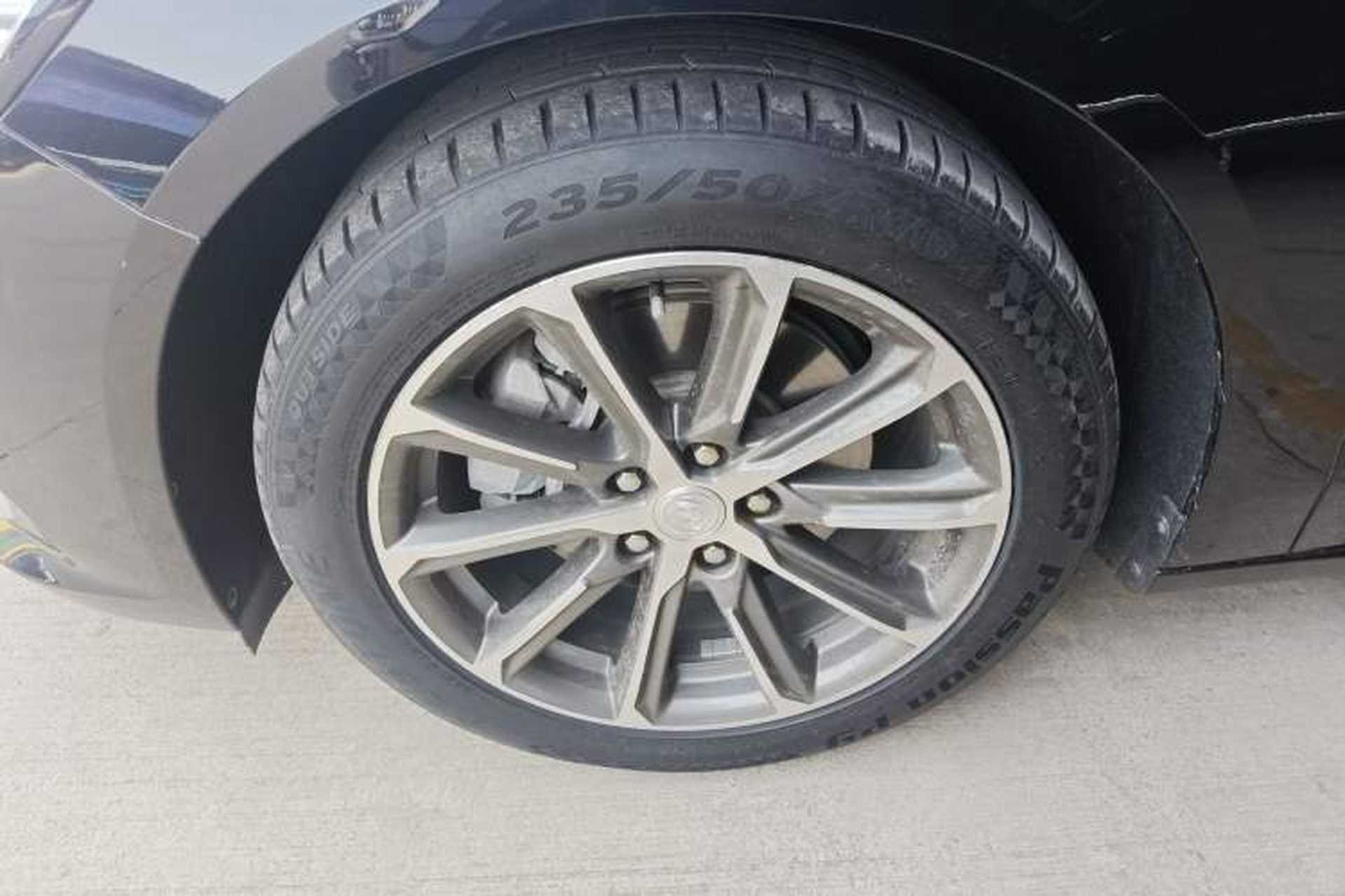 Used Buick LaCrosse 2019 28T Luxury Version Left Front Wheel Hub