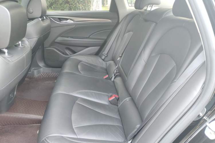 Used Buick LaCrosse 2019 28T Luxury Version Left Rear Seat