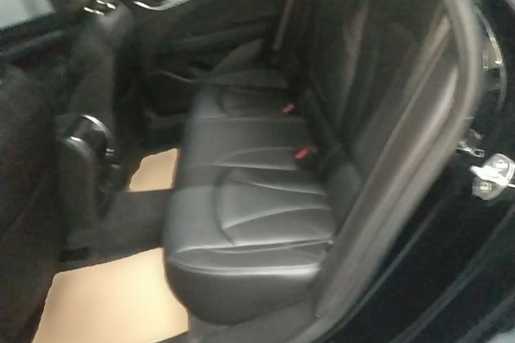 Used Buick LaCrosse 2019 28T Luxury Version Left Rear Seat