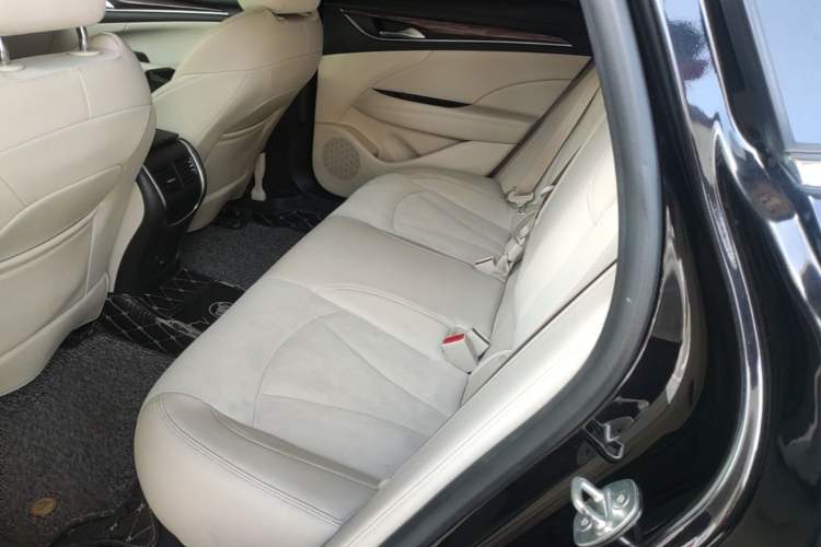 Used Buick LaCrosse 2019 28T Elite Edition Left Rear Seat