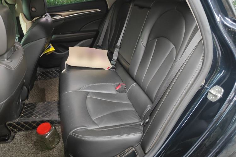 Used Buick LaCrosse 2019 28T Luxury Version Left Rear Seat