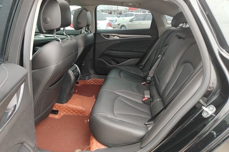 Used Buick LaCrosse 2019 28T Luxury Version Left Rear Seat