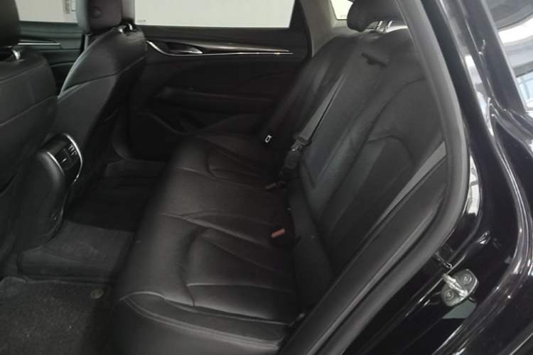 Used Buick LaCrosse 2019 28T Luxury Version Left Rear Seat