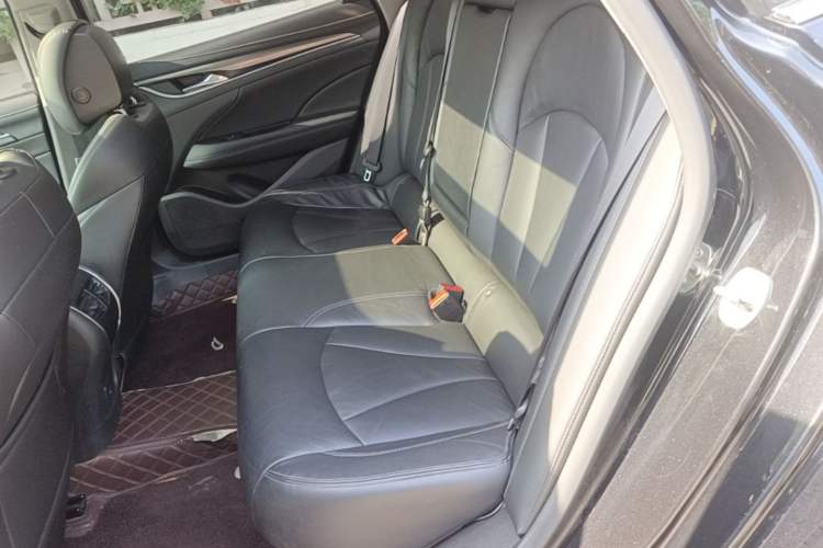 Used Buick LaCrosse 2019 28T Luxury Version Left Rear Seat