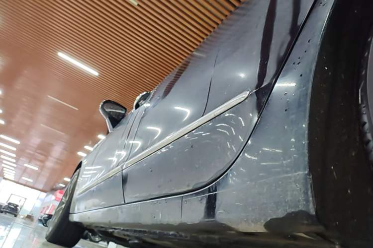 Used Buick LaCrosse 2019 28T Prestige Model Left Side Sill