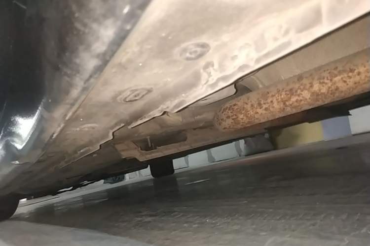 Used Buick LaCrosse 2019 28T Luxury Version Left Side Sill