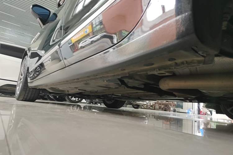 Used Buick LaCrosse 2019 28T Elite Edition Left Side Sill