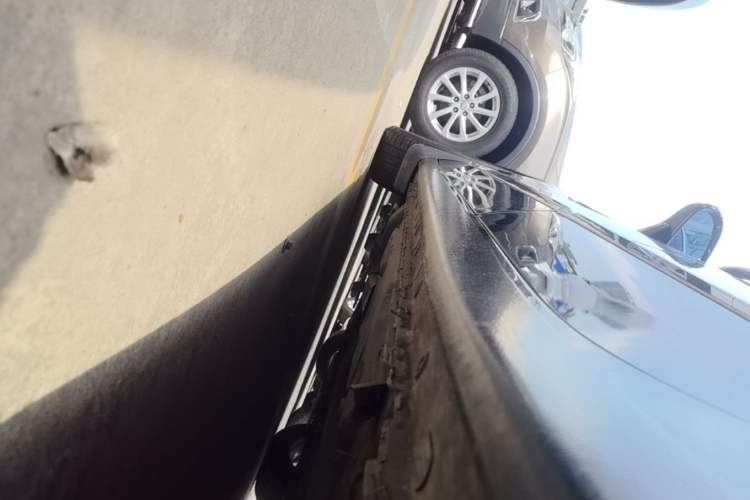 Used Buick LaCrosse 2019 28T Elite Edition Left Side Sill